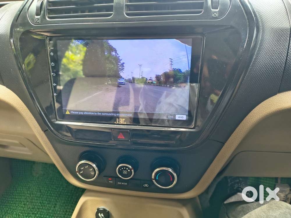 Mahindra Tuv 300 T4, 2016, Diesel