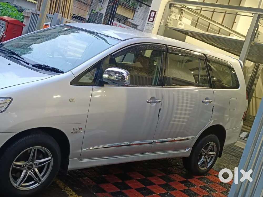 Toyota Innova 2007 Diesel Well Maintained