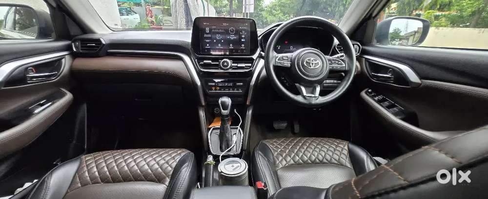 Toyota Urban Cruiser 1.5 Hybrid 2024