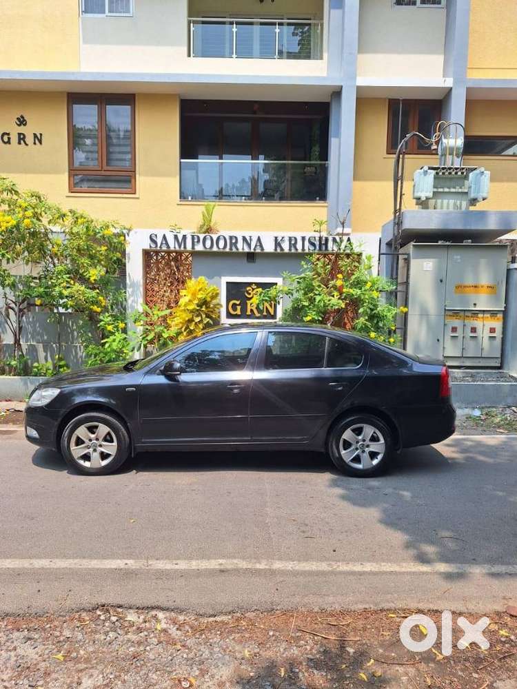 Skoda Laura 2.0 Tdi At L And K, 2012, Diesel