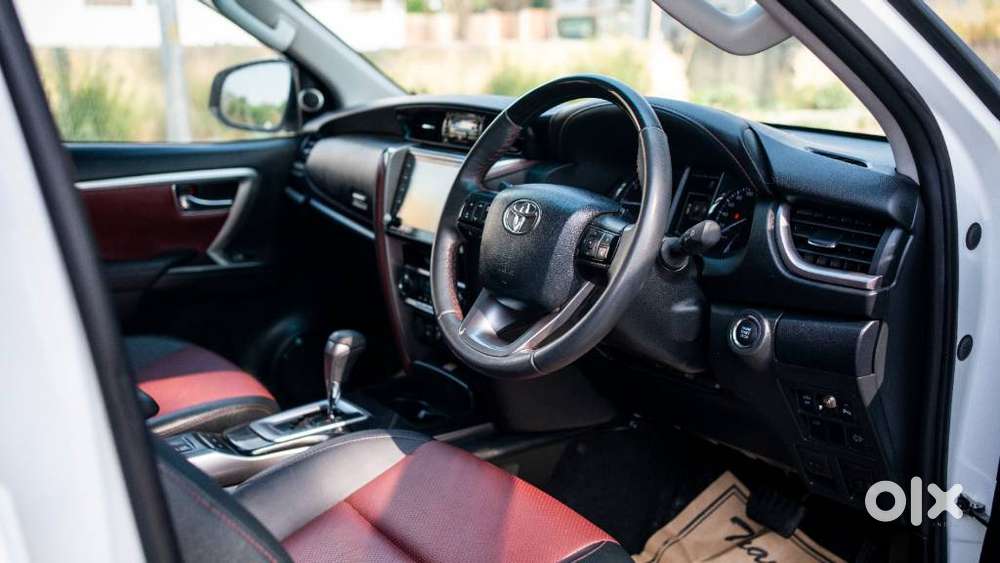 Toyota Fortuner Legender 4x2 At 2.8, 2024, Diesel