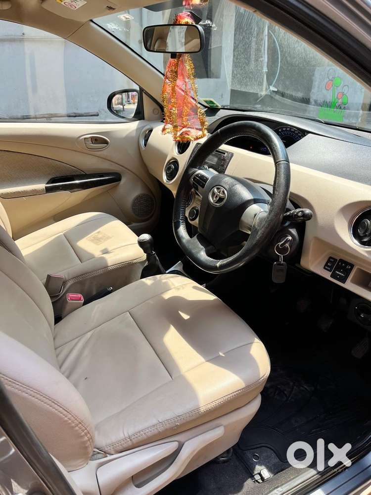 Toyota Etios 1.5 Vx, 2017, Petrol