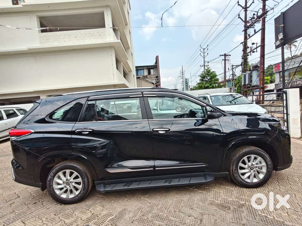 Toyota Innova Hycross Gx (o), 2024, Petrol