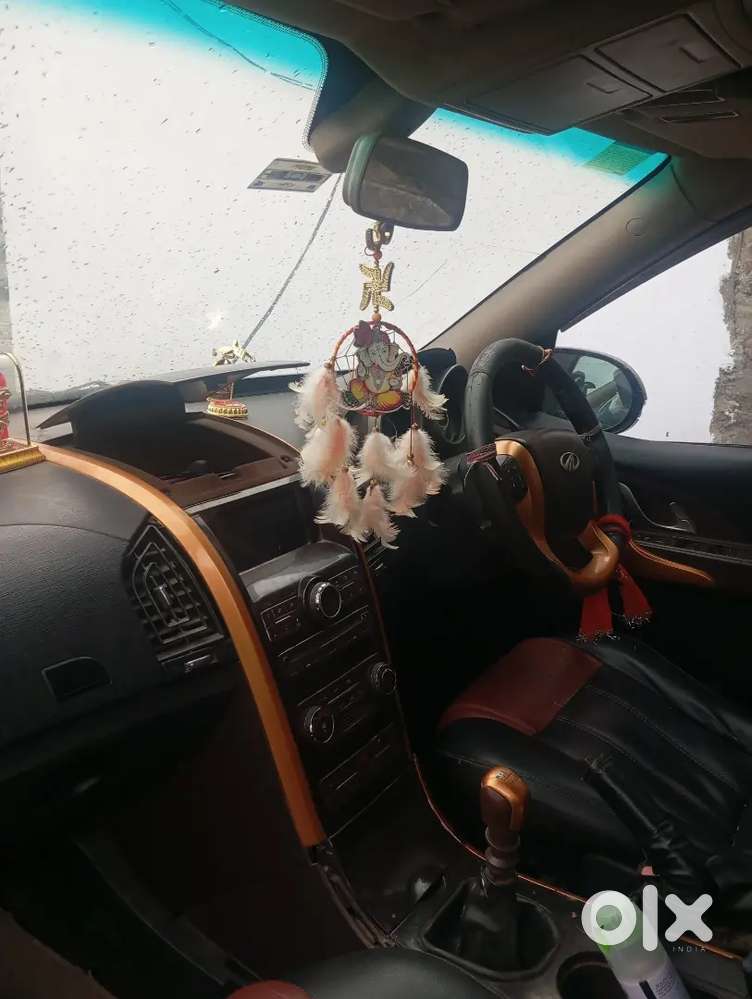 Mahindra Xuv500 2014 Diesel 115000 Km Driven