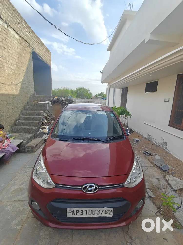 Hyundai Grand I10 2016 Diesel 96000 Km Driven