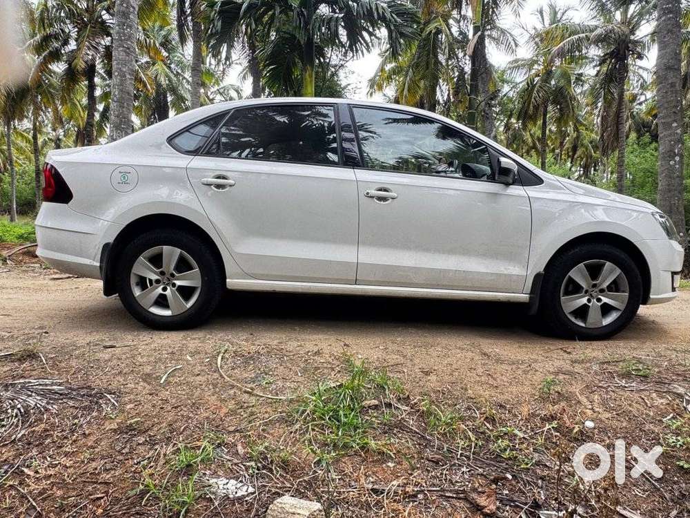 Skoda Rapid 1.6 Ambition Plus Tdi At, 2018, Diesel