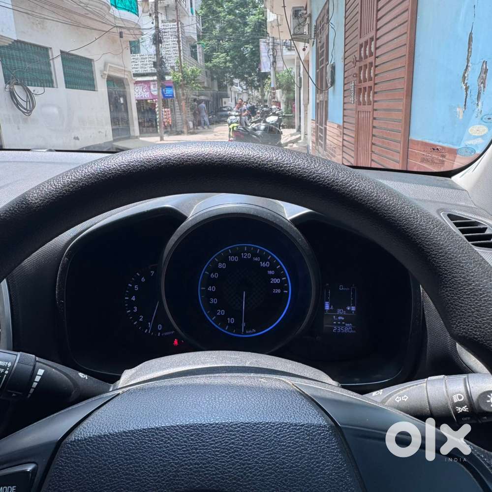 Hyundai Venue Petrol 2021