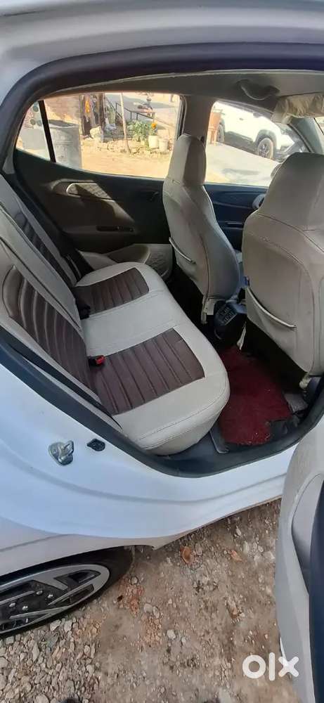 Sale Hundai Aura Petrol Cng