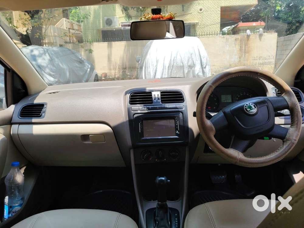 Skoda Rapid 1.0 Ambition Tsi At, 2012