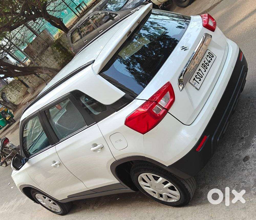 Maruti Suzuki Brezza 1.5 Vxi Smart Hybrid, 2021, Petrol