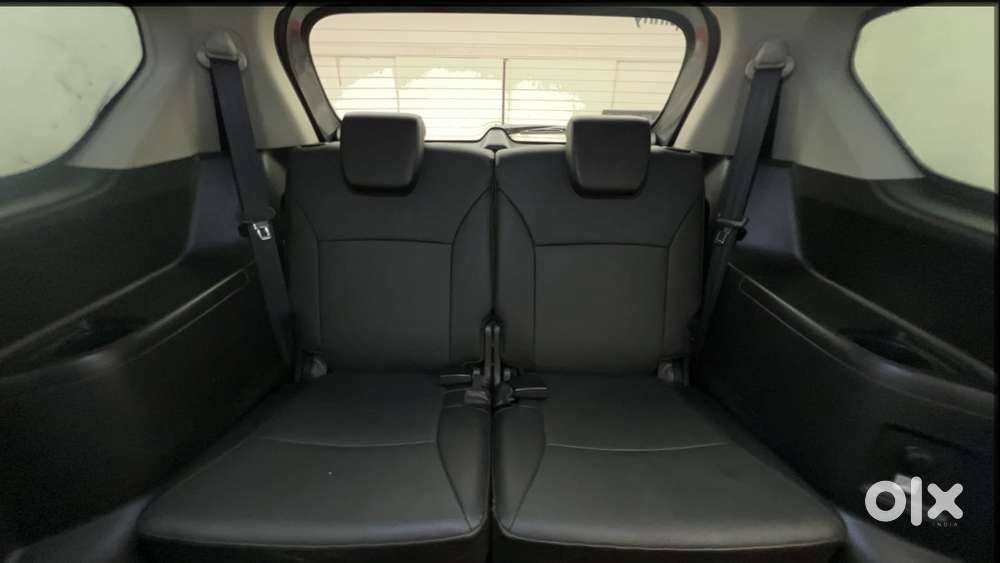 Maruti Suzuki Xl6 1.5 Alpha Plus At, 2022, Petrol