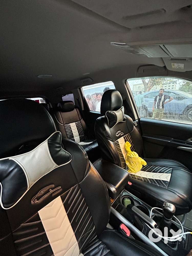 Mahindra Xuv500 2019 Diesel 135000 Km Driven