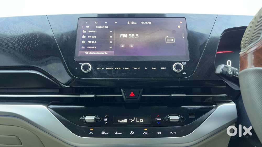 Kia Carens 1.4 Luxury Plus 6 Str, 2022, Petrol