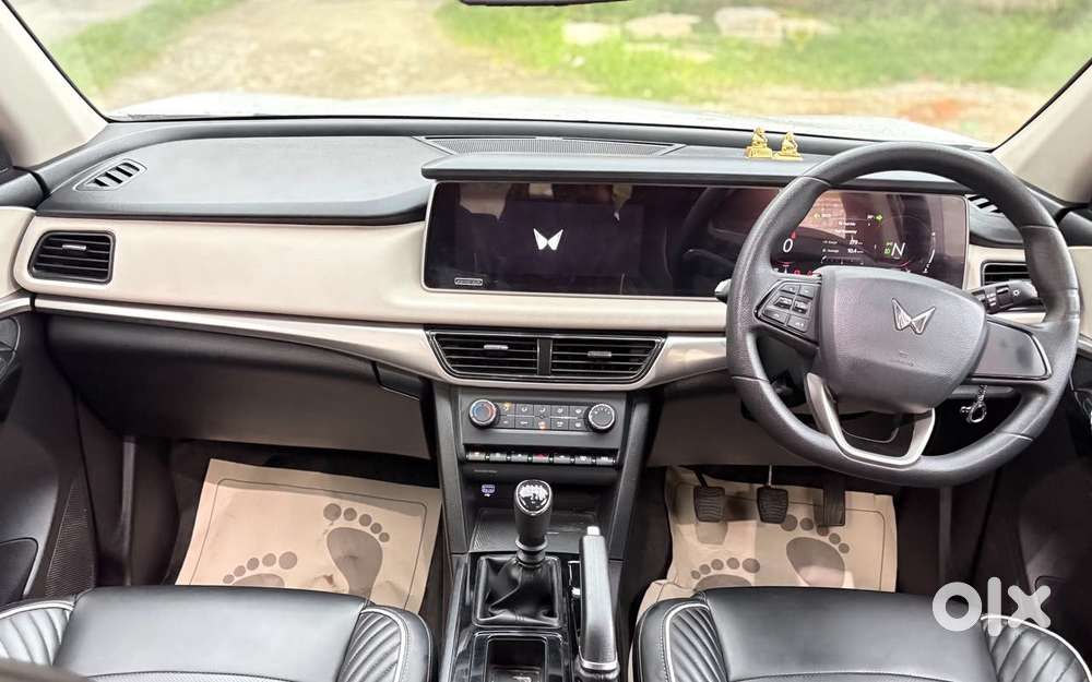 Mahindra Xuv700 2.2 Ax 5 Diesel Mt 7 Str, 2023, Diesel