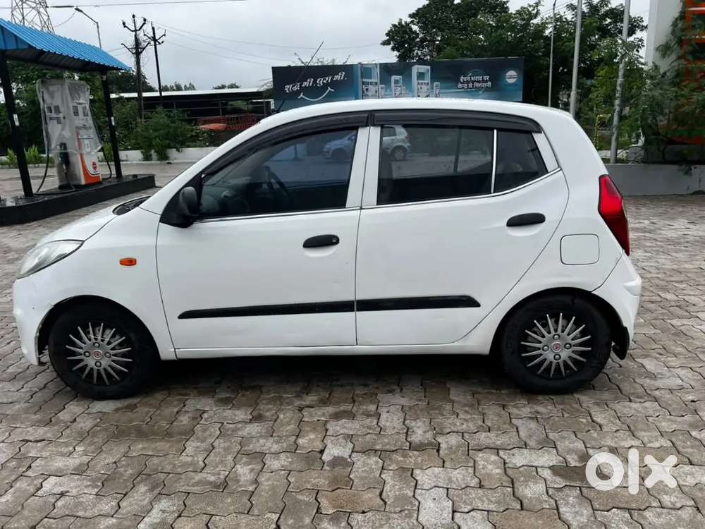 Hyundai I10 2015 Cng & Hybrids 125000km Driven