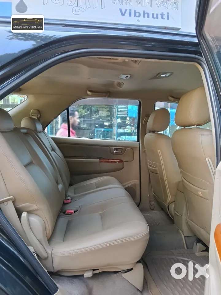 Toyota Fortuner, 2011, Diesel