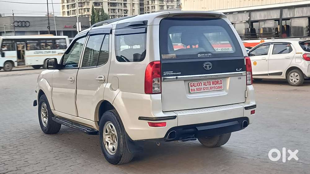 Tata Safari Storme Vx, 2015, Diesel
