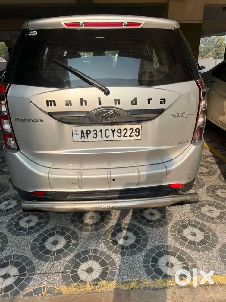 Mahindra Xuv500 2.2 W10 2015