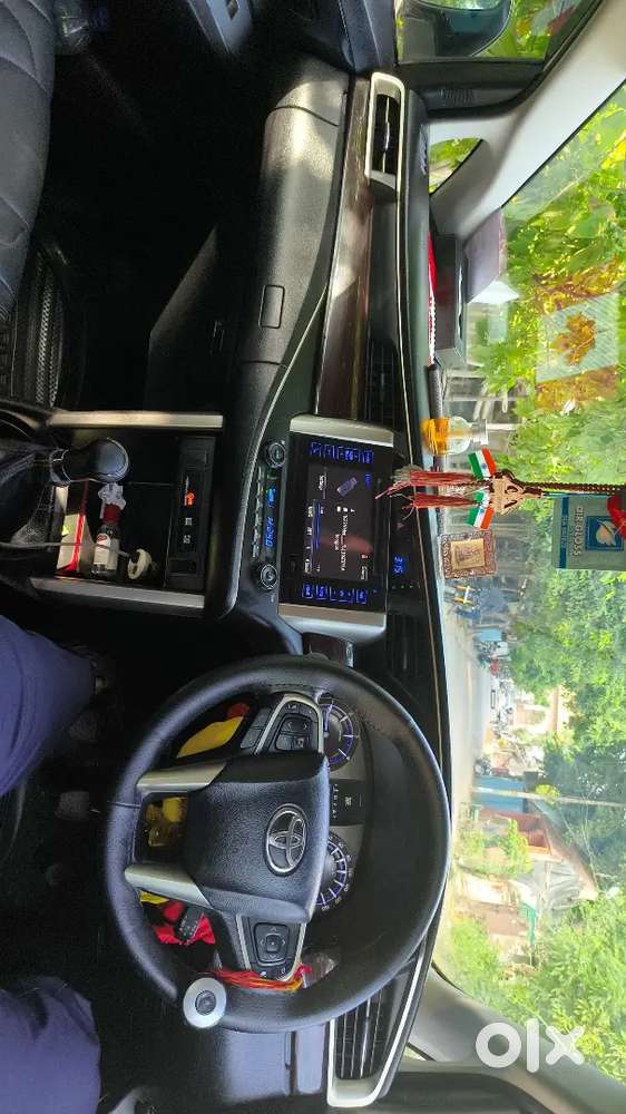 Toyota Innova Crysta 2019
