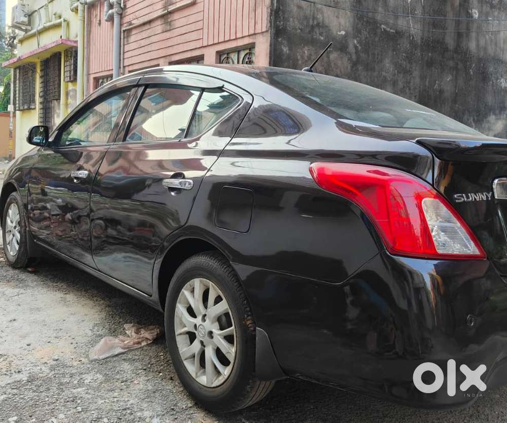 2017 Nissan Sunny Xv, Life Time Tax Paid