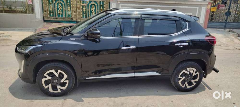 Nissan Magnite 1.0 Xv Premium, 2023, Petrol