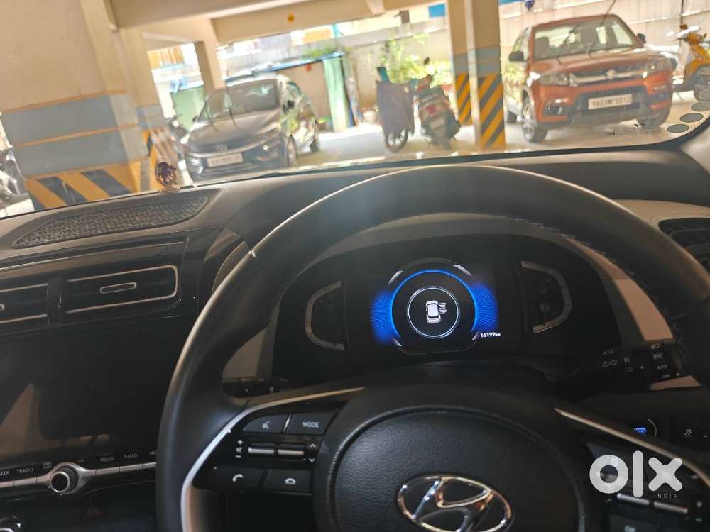 Top-end Hyundai Creta Sxo Diesel Manual (dec 2022) For Sale