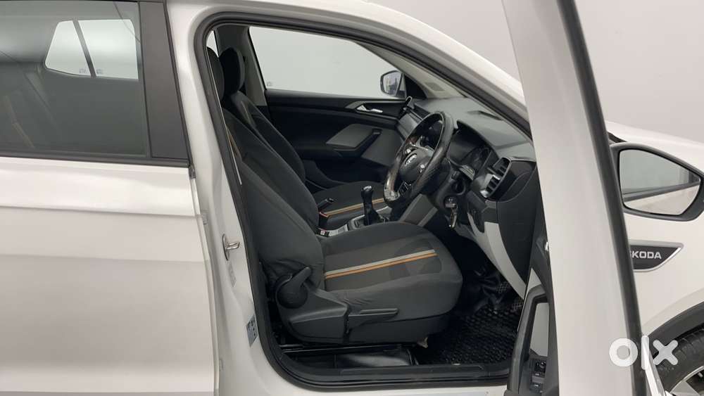 Skoda Kushaq 1.0 Tsi Ambition, 2023, Petrol