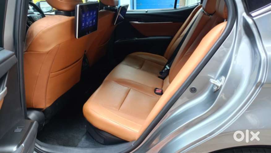 Toyota Camry Hybrid, 2025, Cng & Hybrids