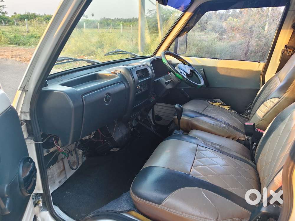 Maruti Suzuki Omni Mpi Std Bsiii 8-str W/ Immobiliser, 2015, Lpg