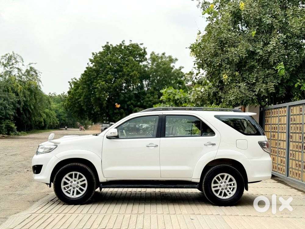 Toyota Fortuner 2.5 4x2 Mt Trd Sportivo, 2014, Diesel