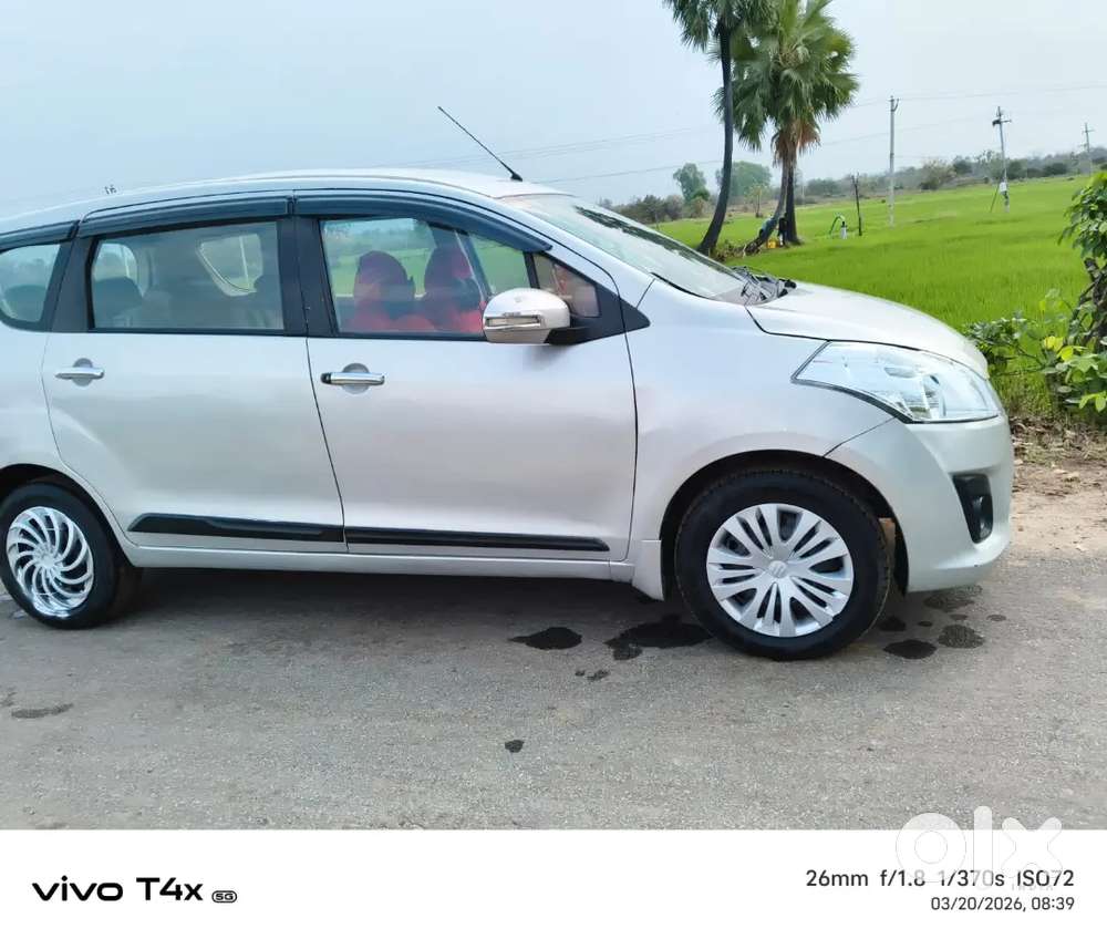 Maruti Suzuki Ertiga 2012 Diesel 180000 Km Driven