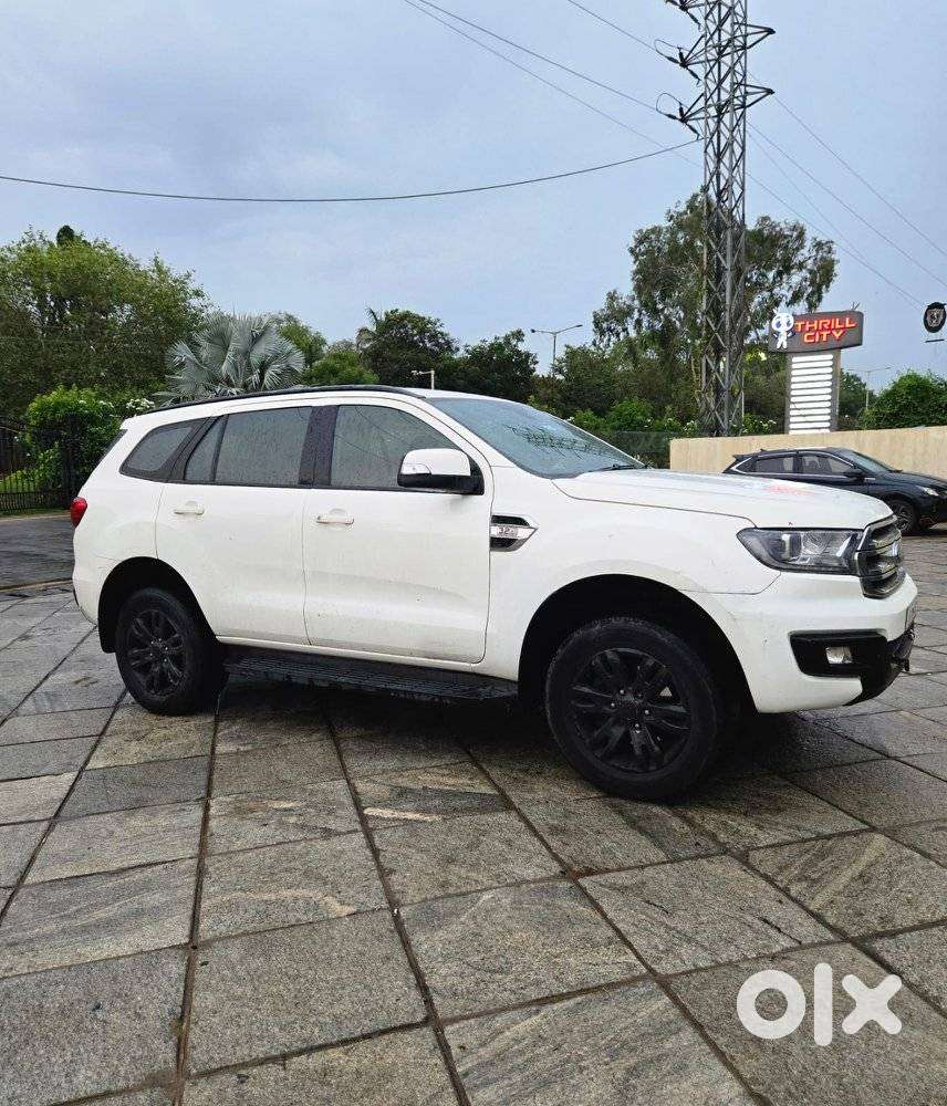 Ford Endeavour 3.2 Trend At 4x4, 2016, Diesel