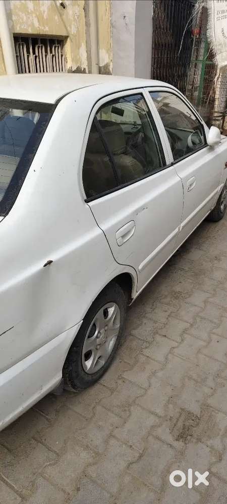 Hyundai Accent 2010 Petrol Gl