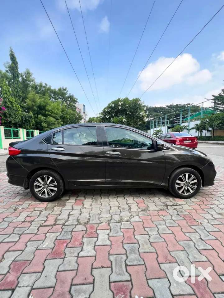 Honda City V Mt, 2018, Petrol