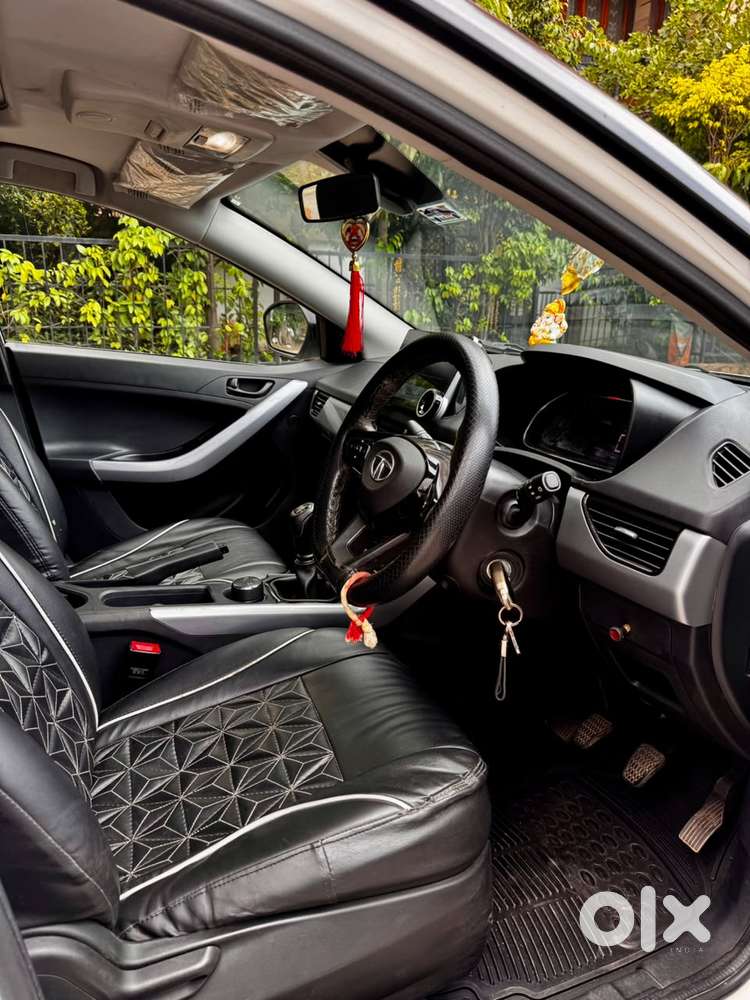 Tata Nexon, 2021, Petrol