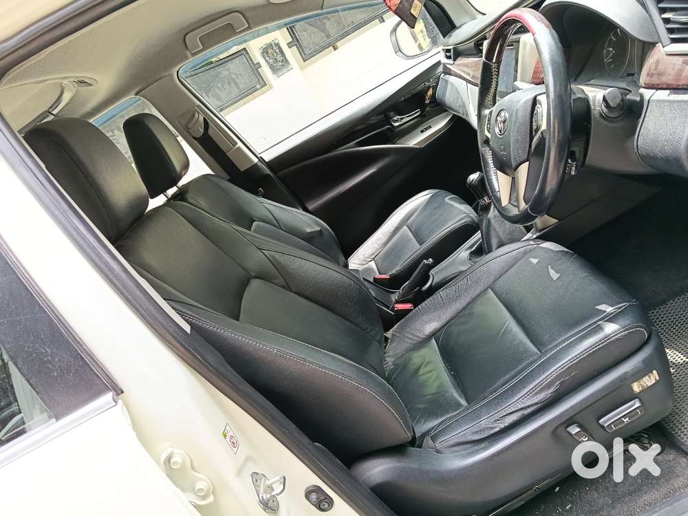 Toyota Innova Crysta 2.5z, 2017, Diesel