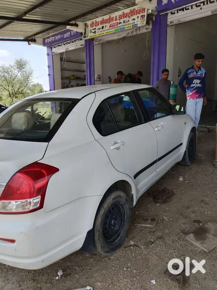 Maruti Suzuki Swift Dzire 2010