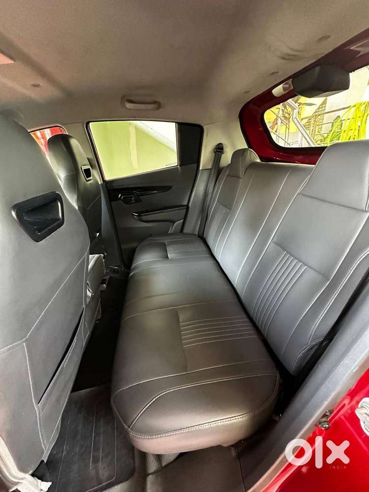 2016 Mahindra Kuv100 Petrol | First Owner | Only 43,000 Km