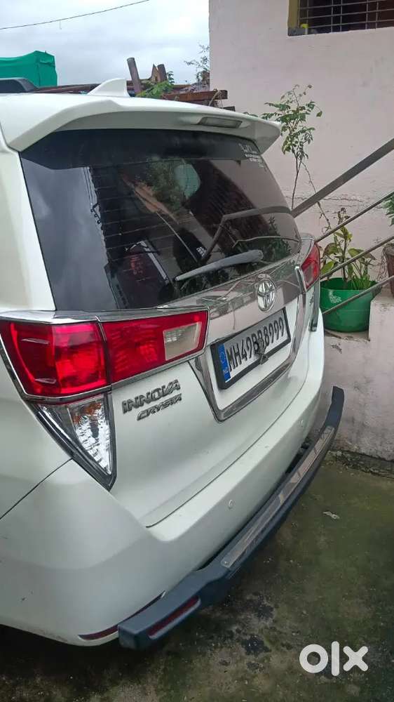 Toyota Innova Crysta 2018 Diesel Manual