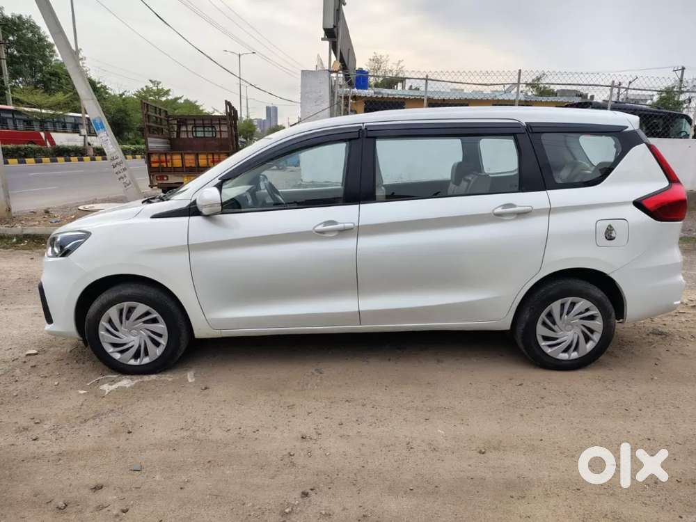 Maruti Suzuki Ertiga 1.5 Vxi, 2024, Petrol