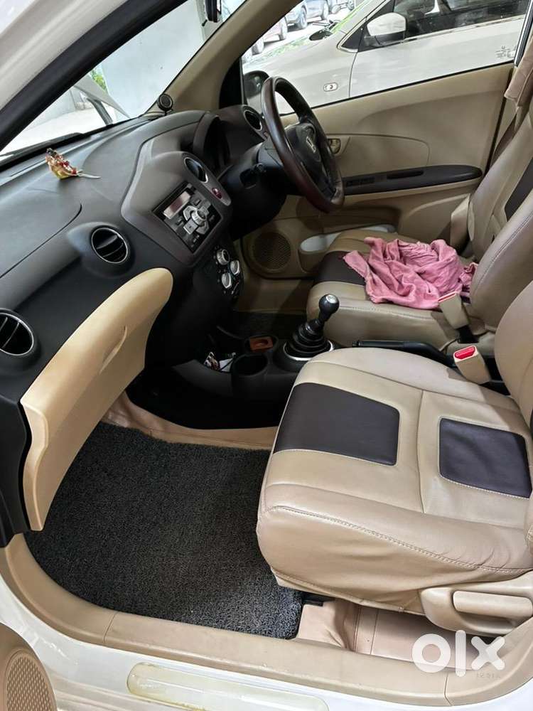 Honda Brio 2012 Petrol Well Maintained