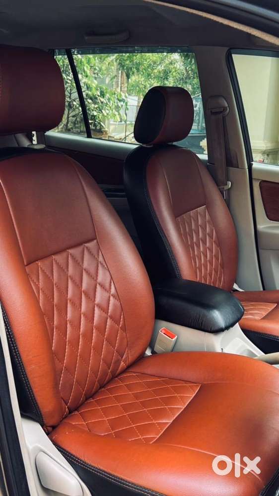 Toyota Innova 2014 Diesel Well Maintained