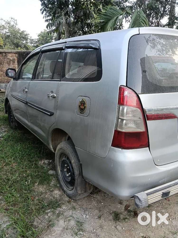 Toyota Innova Diesel 2.5 2011 Last.
