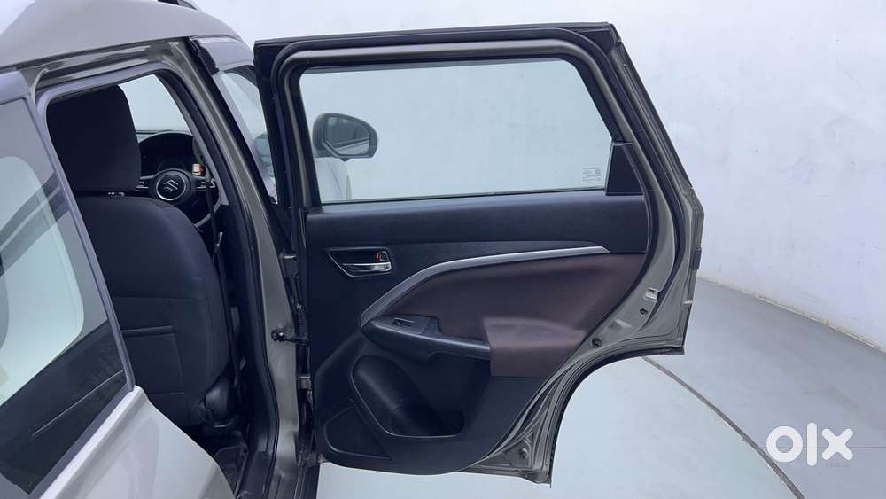 Maruti Suzuki Brezza Zxi Plus At, 2022, Petrol