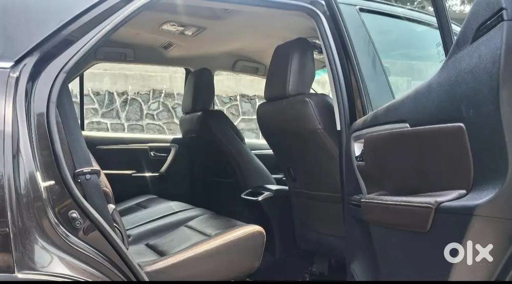 2018 / 2019 Fortuner Automatic 4×2 First Owner For Just 26,99,000/-