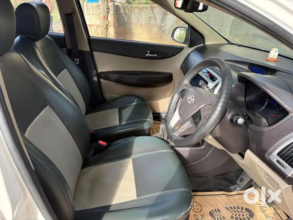 2014 Hyundai I20 Asta 1.2 Petrol  Top Model  Well Maintained