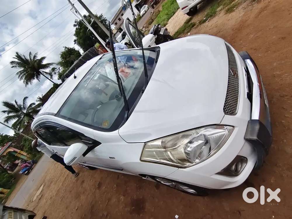 Maruti Suzuki Ertiga Vdi 2012