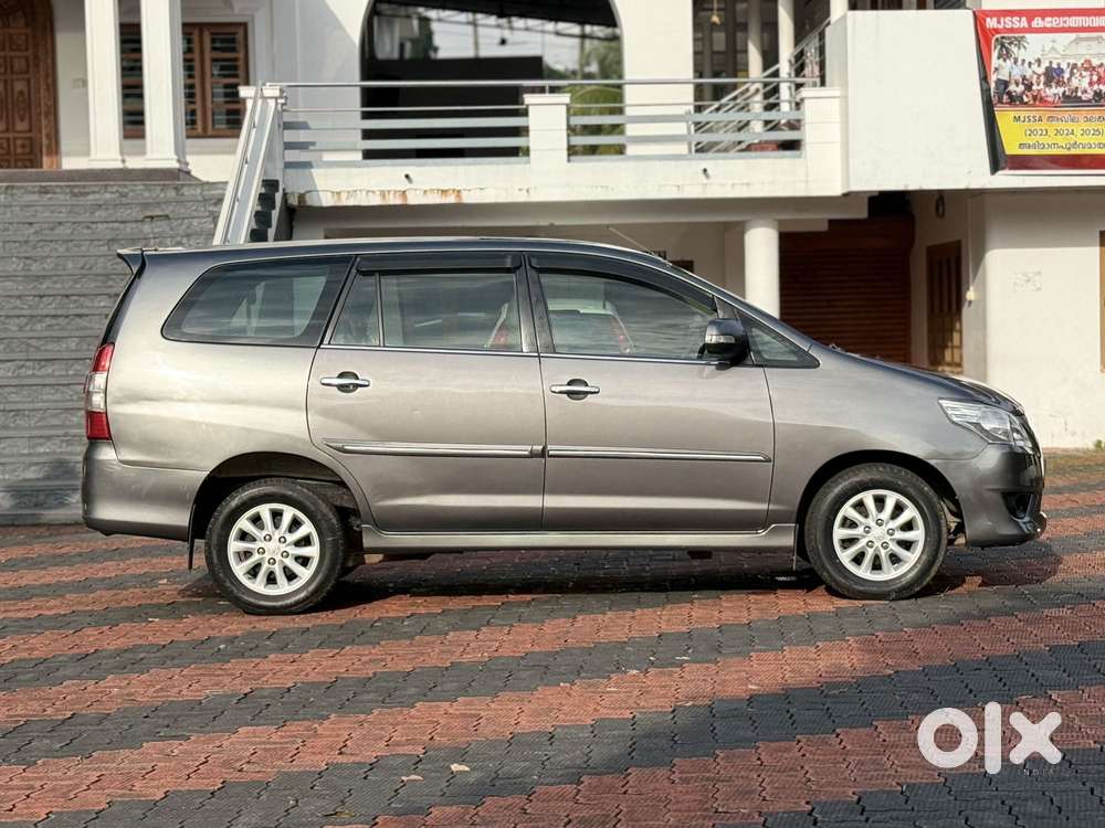 Toyota Innova 2.5 Vx 8 Str, 2012, Diesel