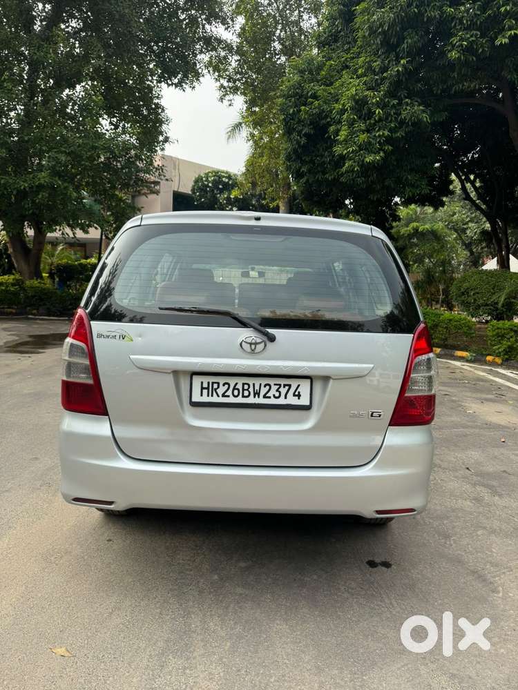 Toyota Innova 2.5 G (diesel) 8 Seater, 2012, Diesel