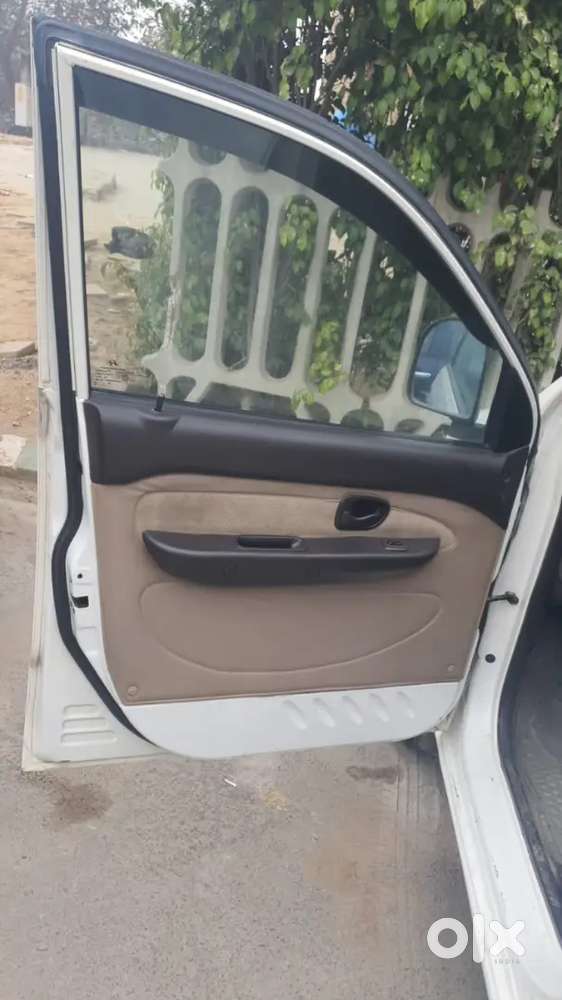 Hyundai Santro Xl 2014